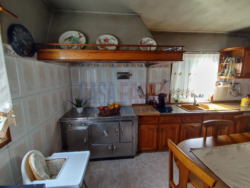 Moradia T4 para Venda em Gondifelos, Cavalões e Outiz Foto 9