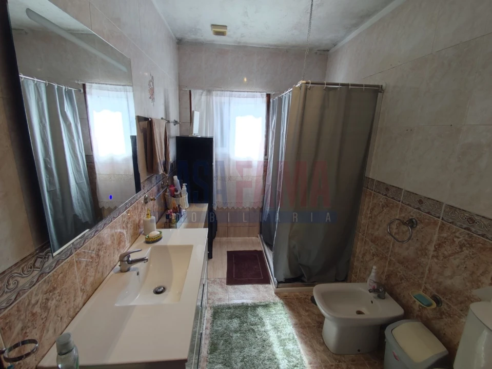 Moradia T4 para Venda em Gondifelos, Cavalões e Outiz Foto 22