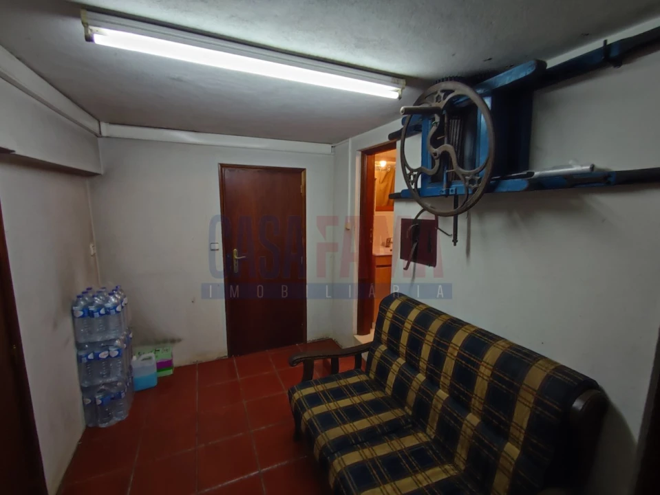 Moradia T4 para Venda em Gondifelos, Cavalões e Outiz Foto 25