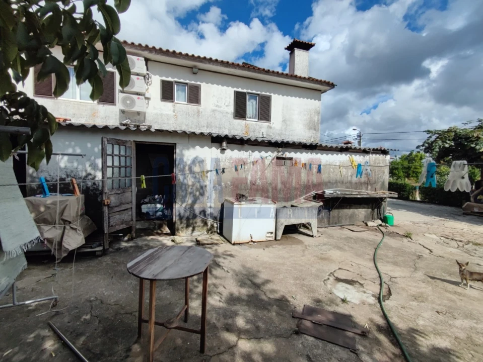 Moradia T4 para Venda em Gondifelos, Cavalões e Outiz Foto 36