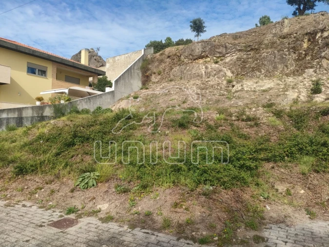 Terreno para Venda em Cardielos e Serreleis Foto 5