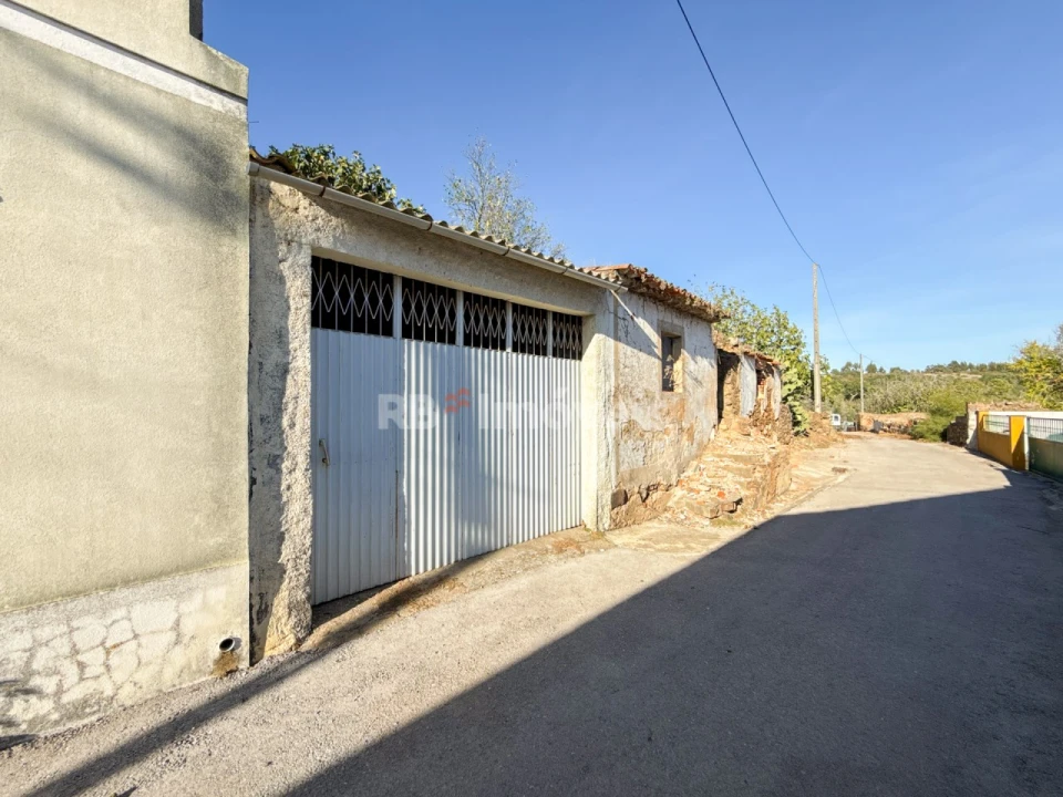 Moradia T2 para Venda em Asseiceira Foto 35