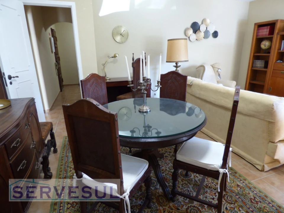 Apartamento T2 para Venda em Silves Foto 4