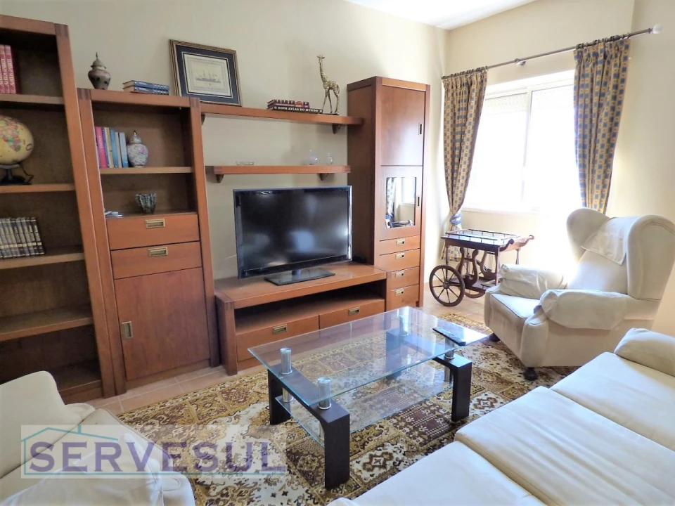 Apartamento T2 para Venda em Silves Foto 5