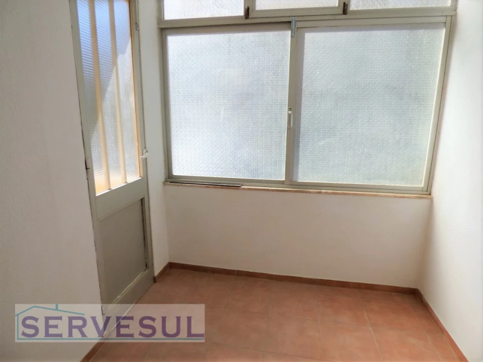 Apartamento T2 para Venda em Silves Foto 11