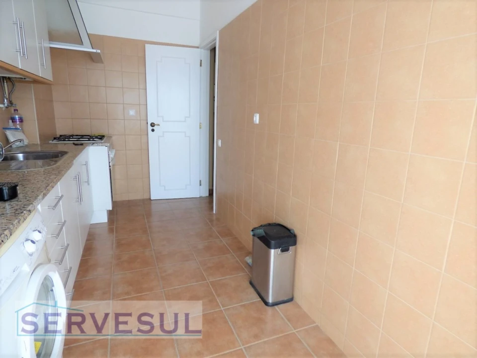 Apartamento T2 para Venda em Silves Foto 8