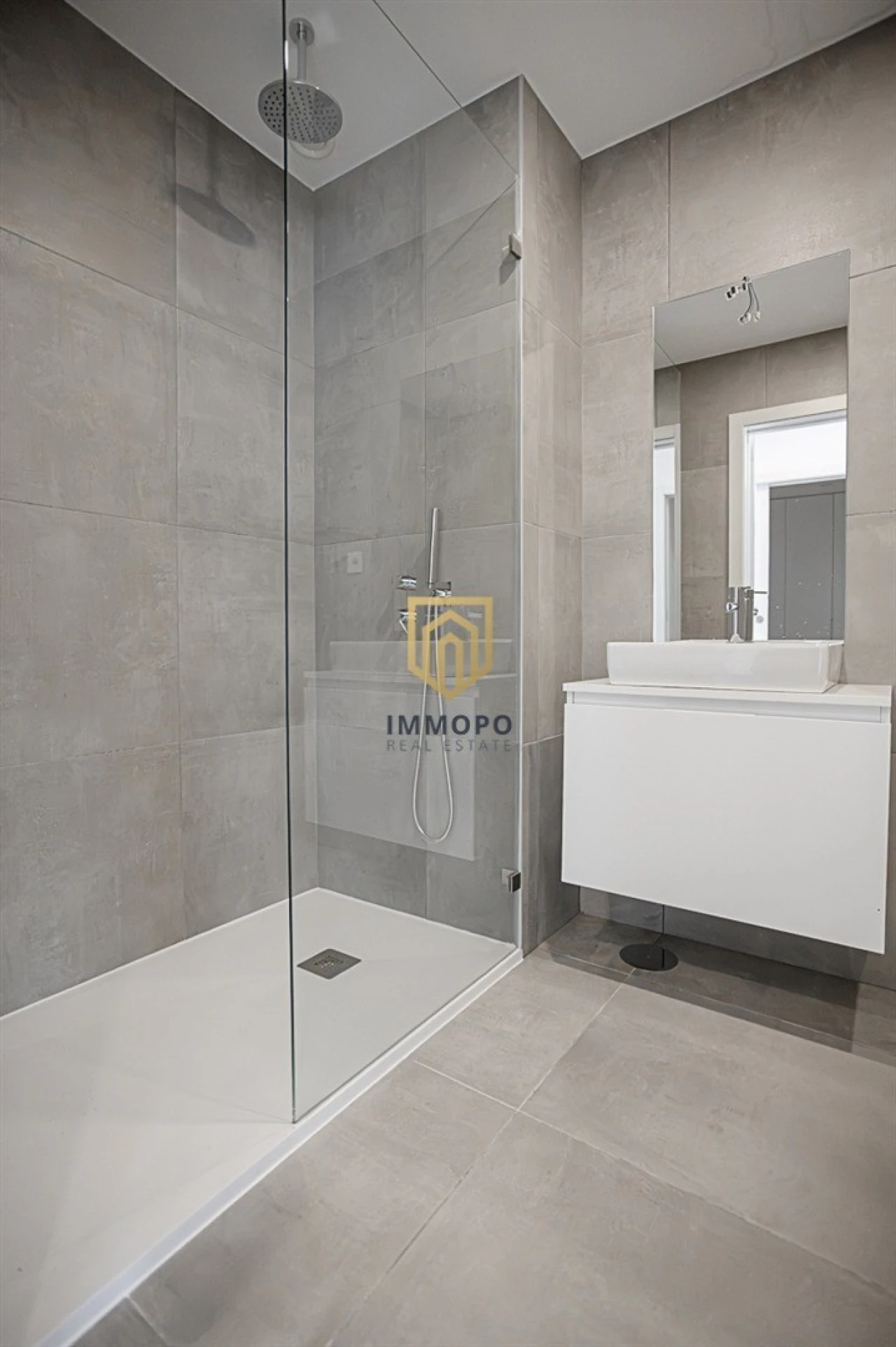 Apartamento T1 para Venda em Pedrouços Foto 29