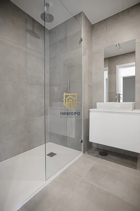 Apartamento T1 para Venda em Pedrouços