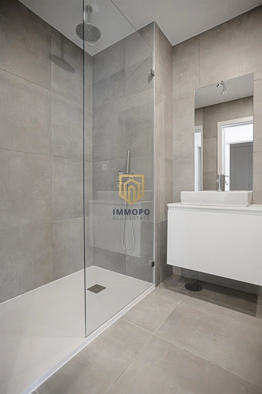 Apartamento T1 para Venda em Pedrouços Foto 14