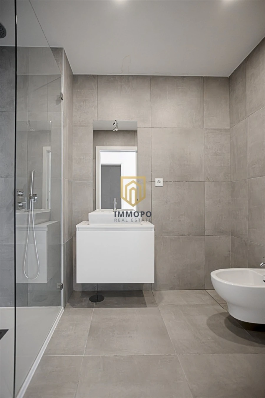 Apartamento T1 para Venda em Pedrouços Foto 27