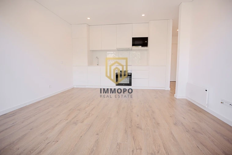 Apartamento T1 para Venda em Pedrouços Foto 6