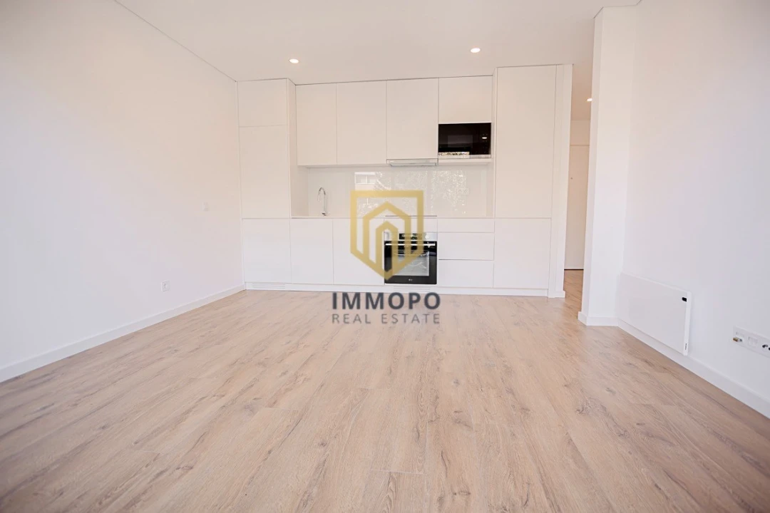 Apartamento T1 para Venda em Pedrouços Foto 6