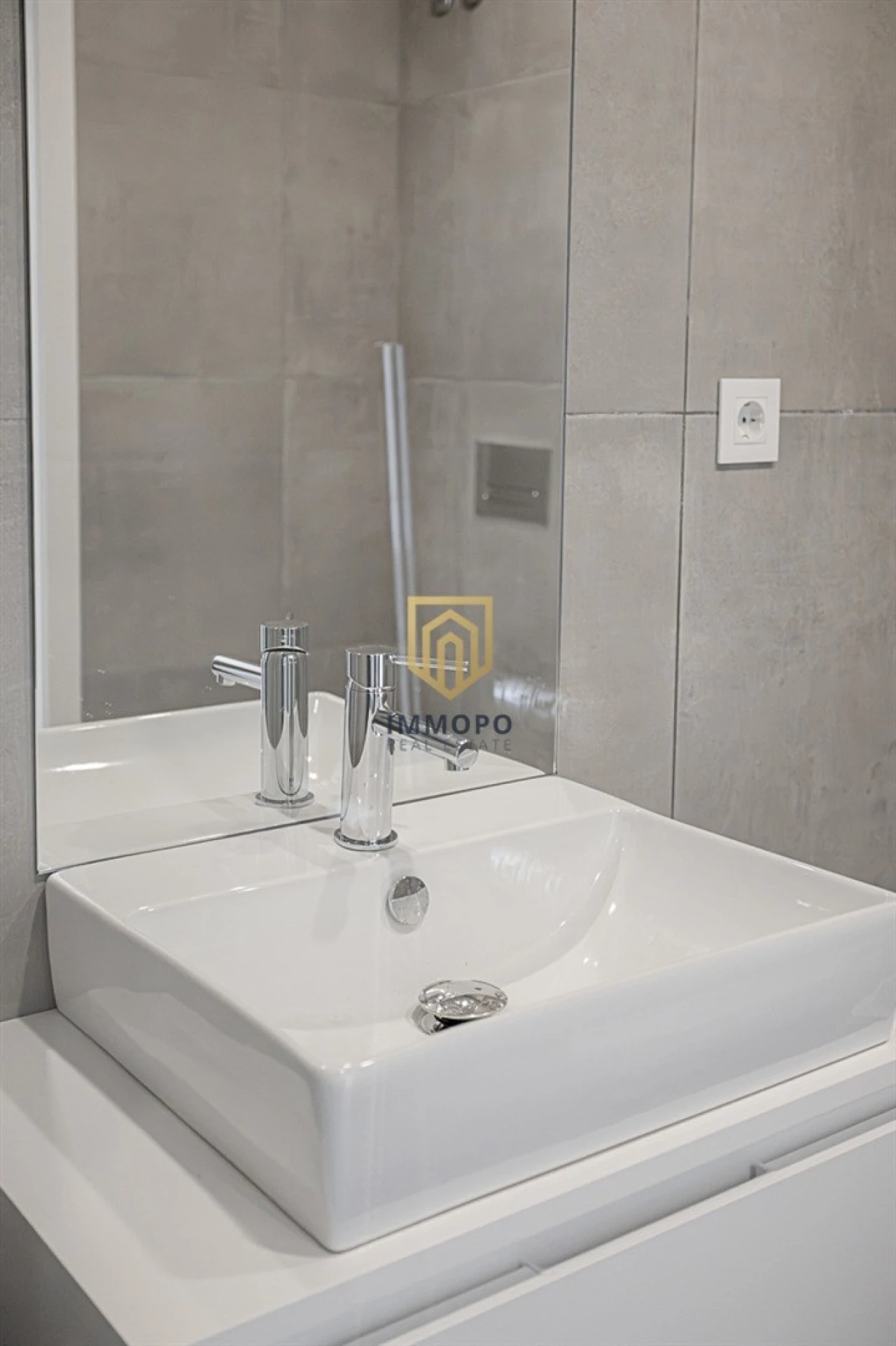 Apartamento T1 para Venda em Pedrouços Foto 13