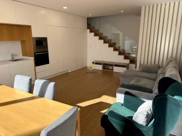 Moradia T4 para Venda em Ramalde
