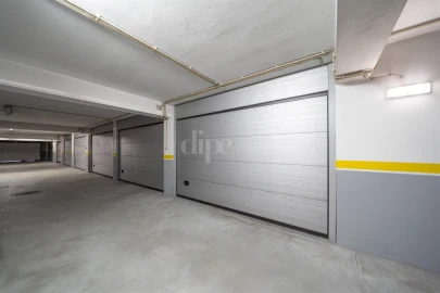 Apartamento T2 para Arrendamento em Creixomil