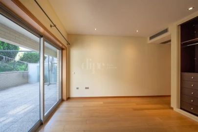 Apartamento T2 para Arrendamento em Creixomil
