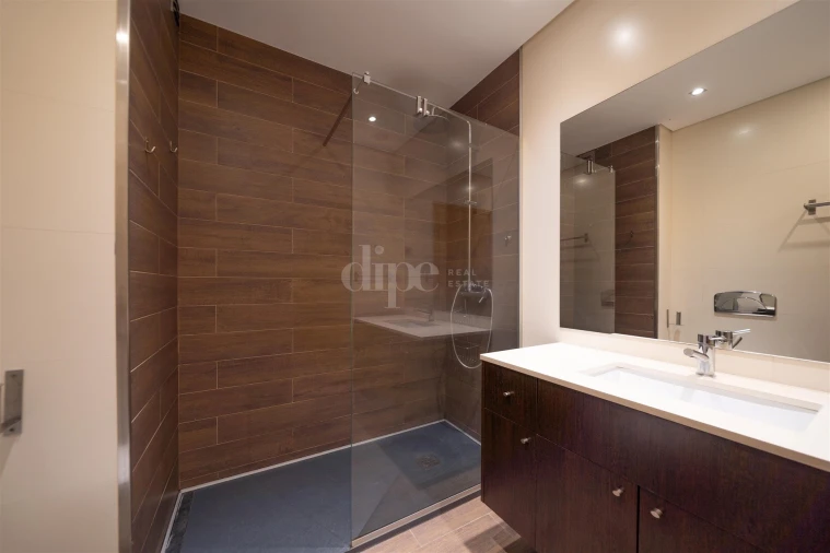 Apartamento T2 para Arrendamento em Creixomil Foto 13