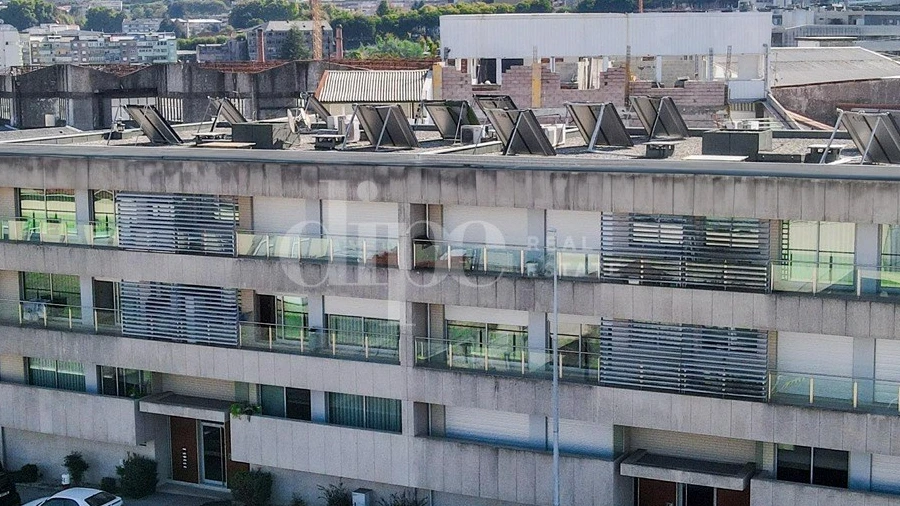 Apartamento T2 para Arrendamento em Creixomil