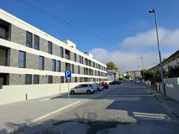 Terreno para Venda em São Mamede de Infesta e Senhora da Hora