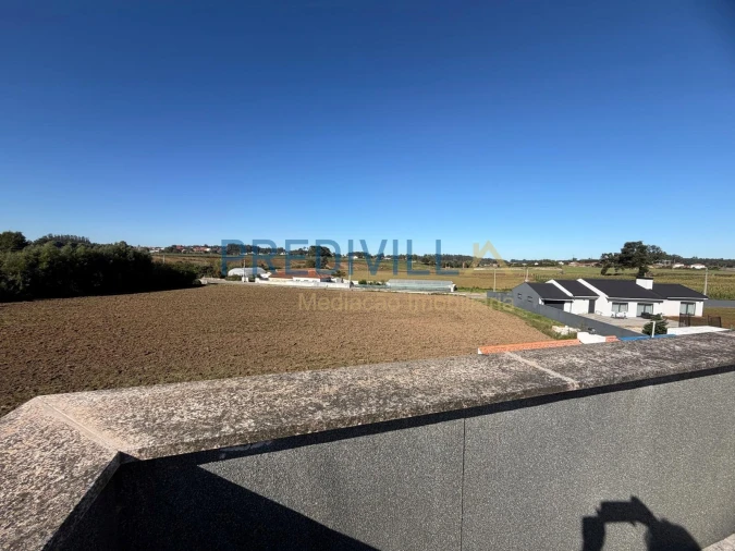Moradia T3 para Venda em Vilar de Pinheiro Foto 28