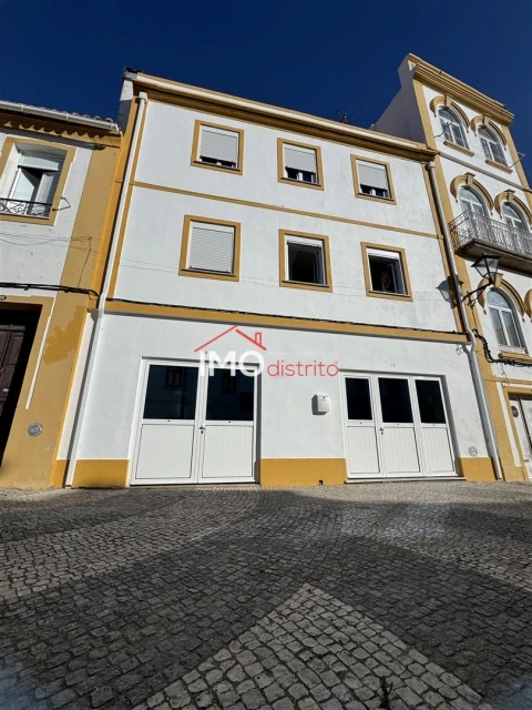 Prédio para Venda em Sé e São Lourenço