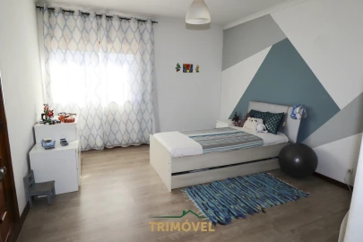 Moradia T7 para Venda em São Roque