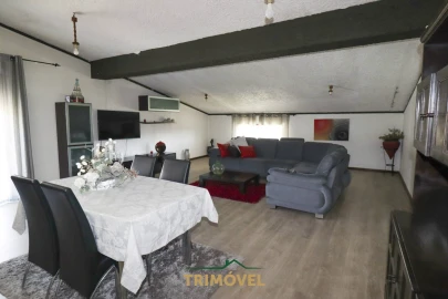 Moradia T7 para Venda em São Roque