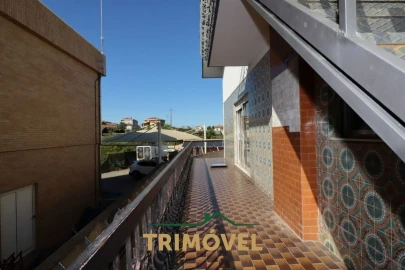 Moradia T7 para Venda em São Roque