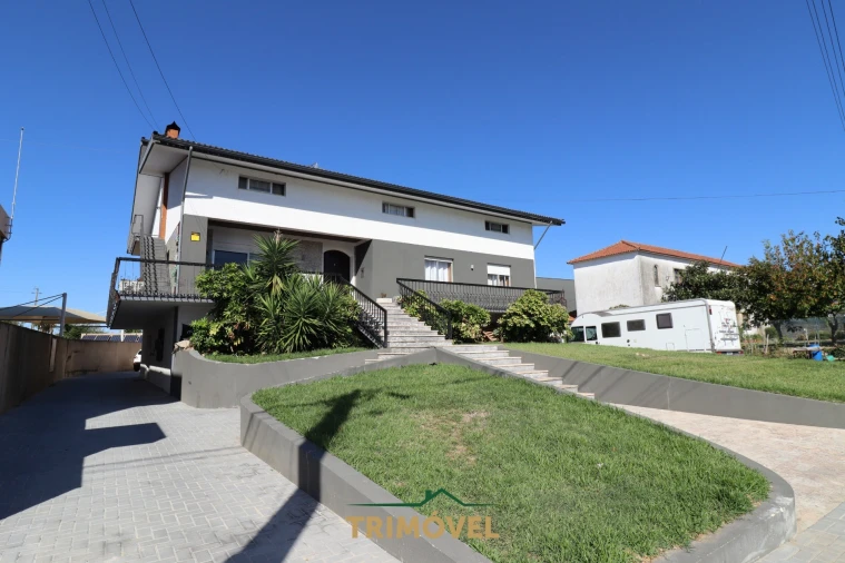 Moradia T7 para Venda em São Roque Foto 2