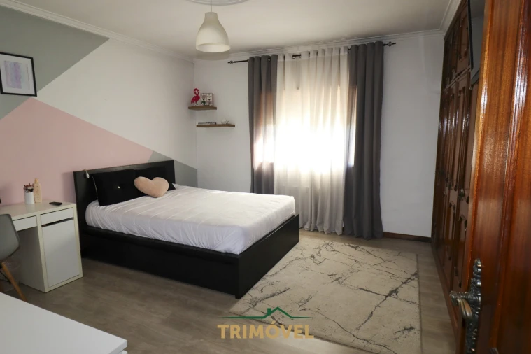 Moradia T7 para Venda em São Roque Foto 17
