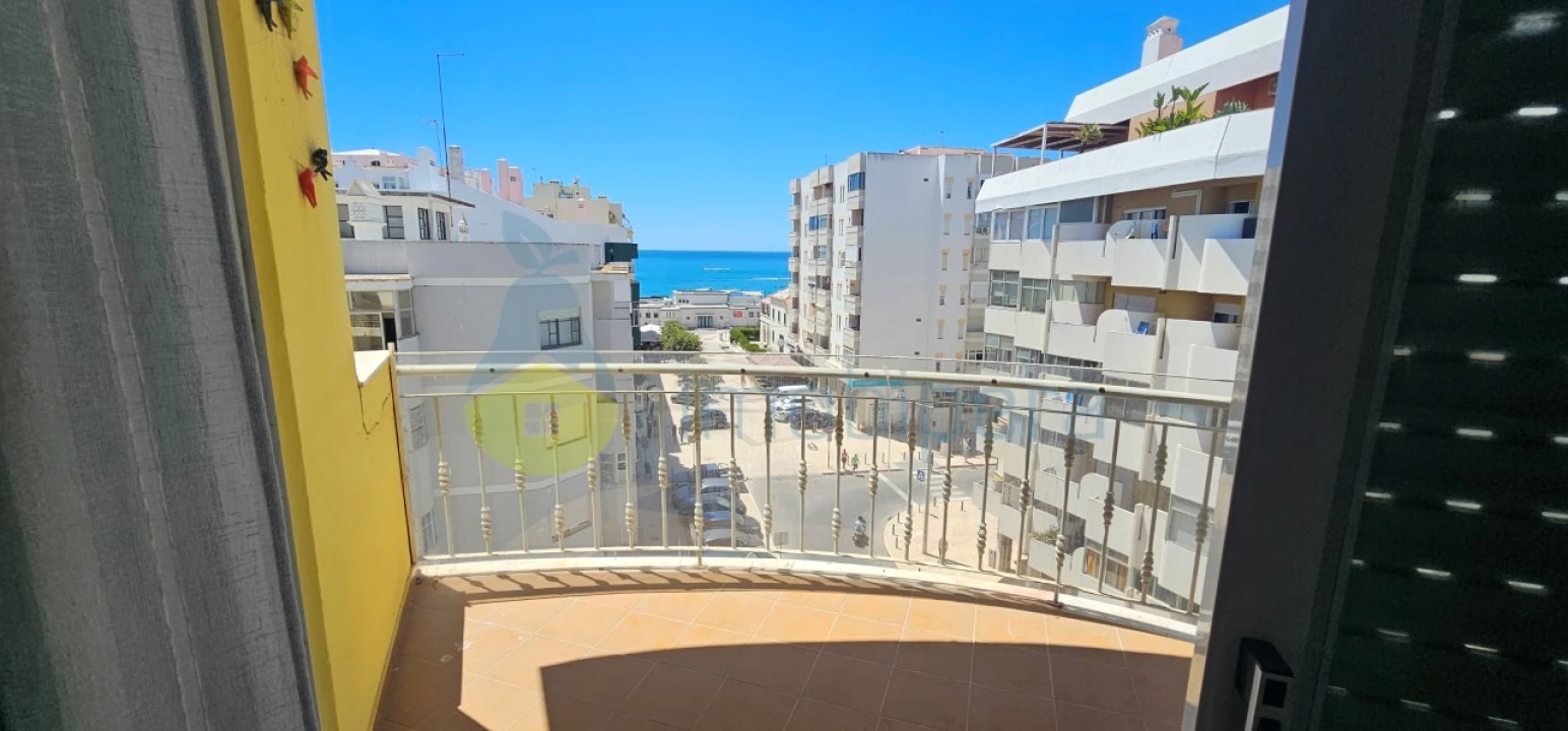 Apartamento T2 para Venda em Armação de Pera Foto 1