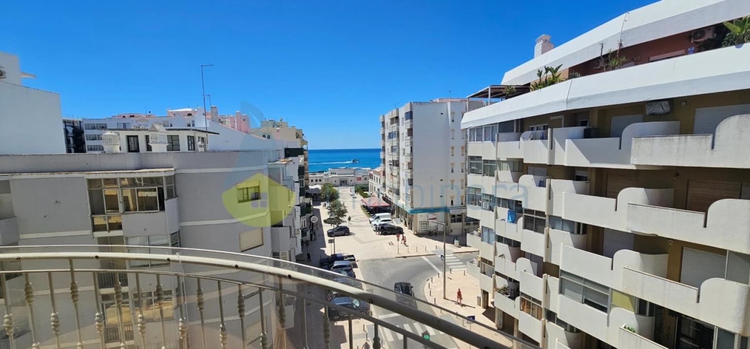 Apartamento T2 para Venda em Armação de Pera Foto 2