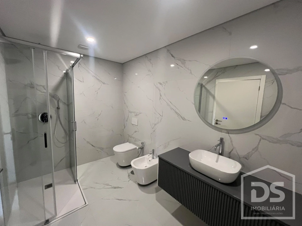 Apartamento T2 para Arrendamento em Tondela e Nandufe Foto 20