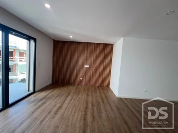 Apartamento T2 para Arrendamento em Tondela e Nandufe
