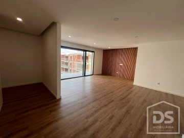 Apartamento T2 para Arrendamento em Tondela e Nandufe