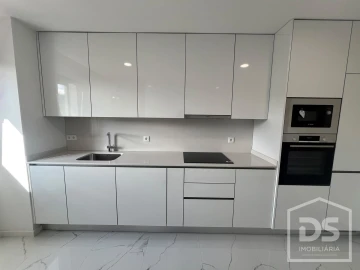 Apartamento T2 para Arrendamento em Tondela e Nandufe
