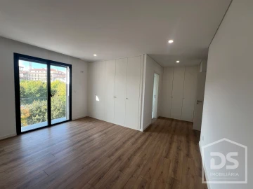 Apartamento T2 para Arrendamento em Tondela e Nandufe