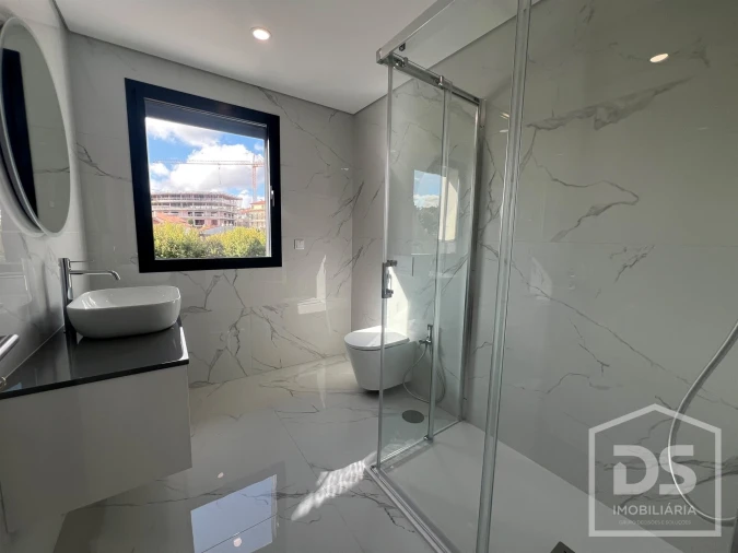 Apartamento T2 para Arrendamento em Tondela e Nandufe Foto 23