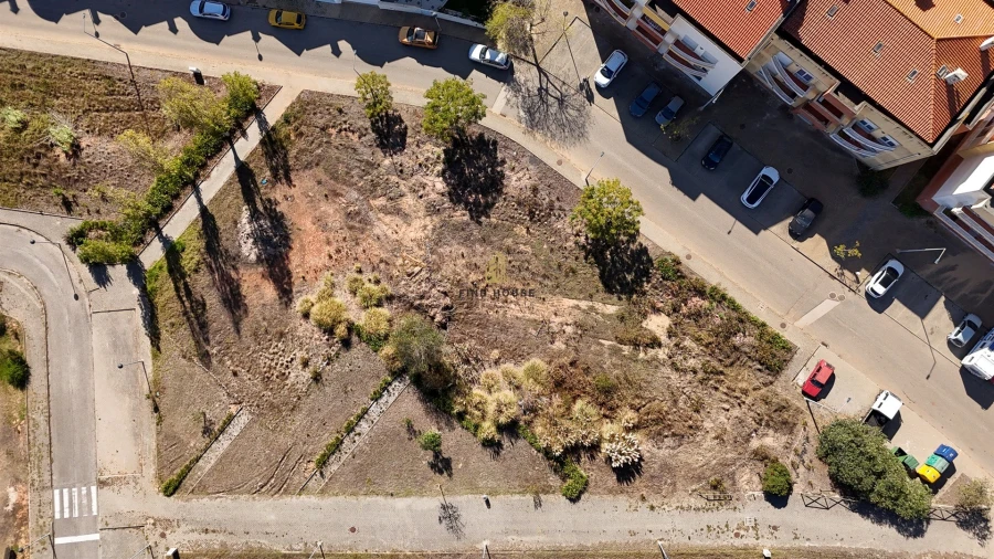 Terreno para Venda em Campelos e Outeiro da Cabeça Foto 8