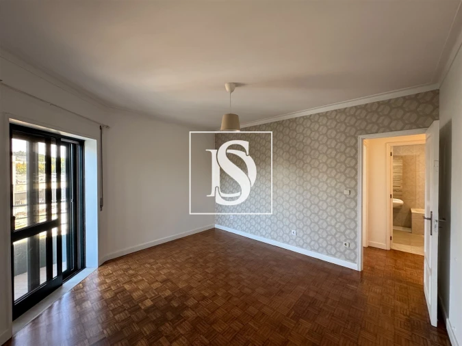 Apartamento T3 para Arrendamento em São Vitor (Braga) Foto 12