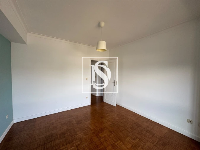 Apartamento T3 para Arrendamento em São Vitor (Braga) Foto 5