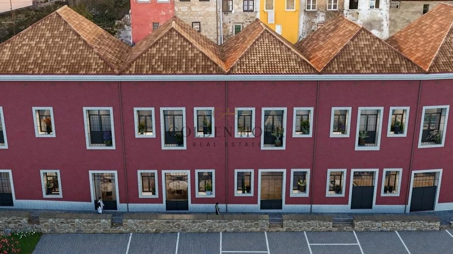 Loja para Arrendamento em Santa Marinha e São Pedro da Afurada
