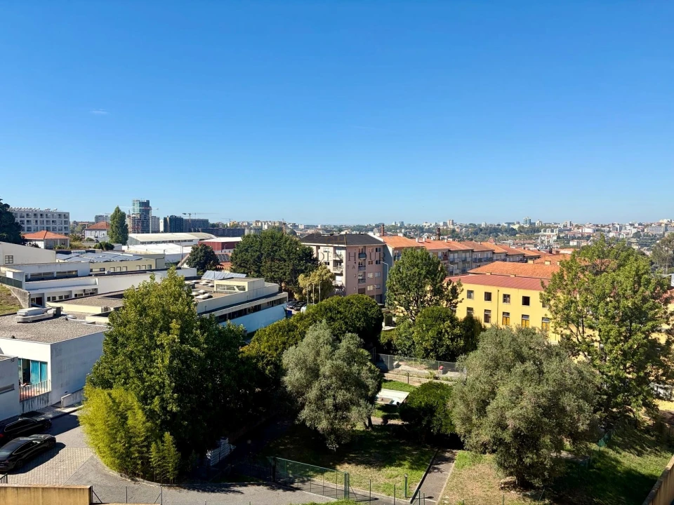 Apartamento T3 para Arrendamento em Santa Marinha e São Pedro da Afurada Foto 35