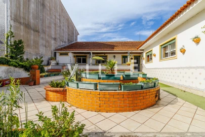 Moradia T3 para Venda em Esgueira