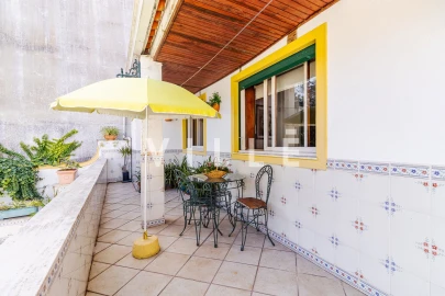 Moradia T3 para Venda em Esgueira