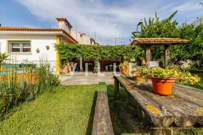 Moradia T3 para Venda em Esgueira
