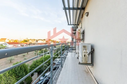 Apartamento T2 para Venda em Fatima