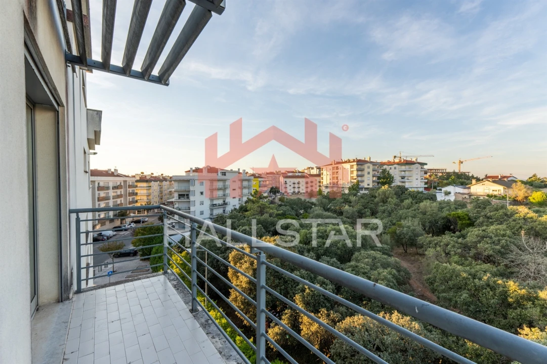 Apartamento T2 para Venda em Fatima Foto 30