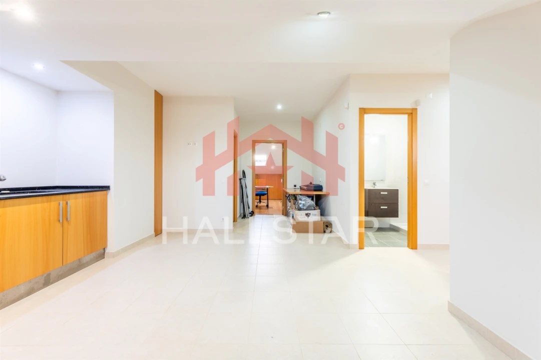 Apartamento T2 para Venda em Fatima Foto 20