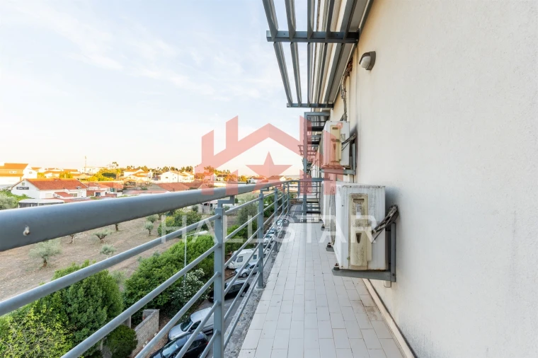 Apartamento T2 para Venda em Fatima Foto 31